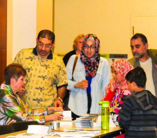 Canadians, Arabs and Jews for a Just Peace handed out pamphlets about boycotting products made on occupied Palestinian land. Photo: Sergio Gonzalez