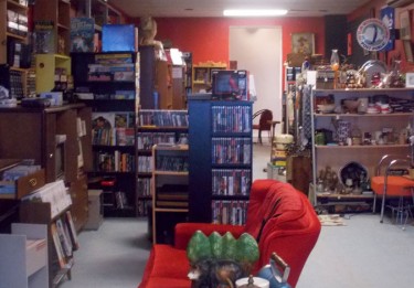 A slow day for retailers at Plan B. Photo: Thoshlae Smith